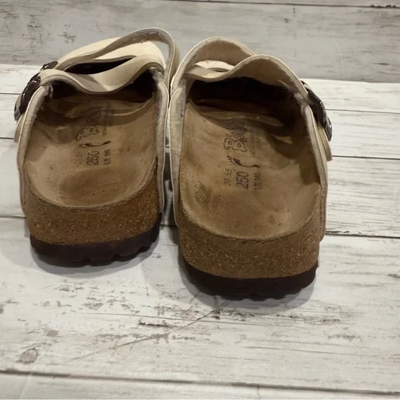 Birki's by Birkenstock Dorian Leather Buckle Clogs L8 - Picture 9 of 10